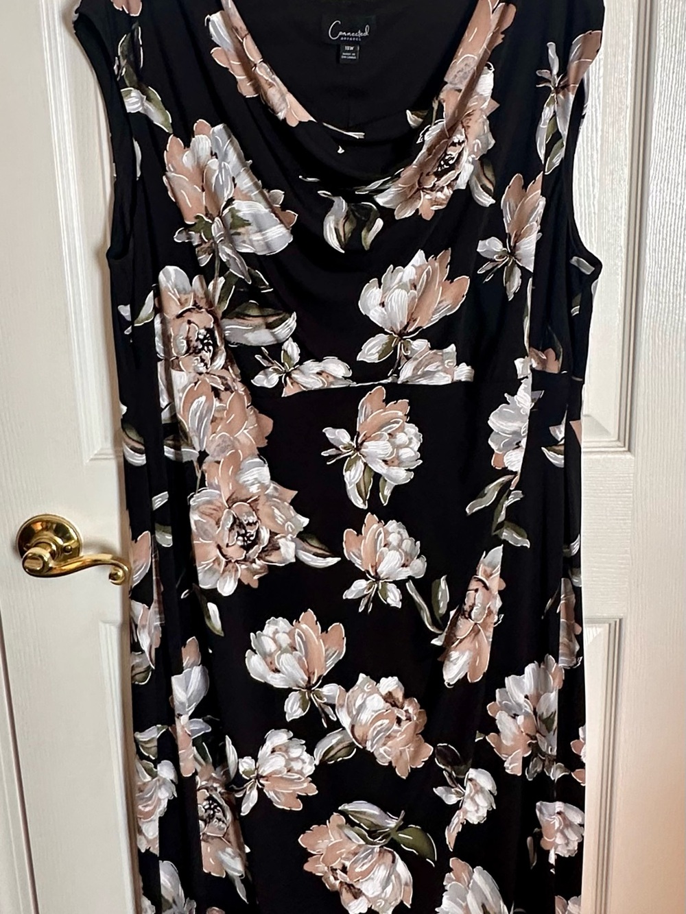connected apparel Black Sleeveless Cowl Neck Tunic with Blush and White Floral